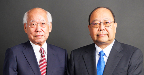 代表取締役 会長執行役員　鈴木幸一、代表取締役社長　谷脇康彦