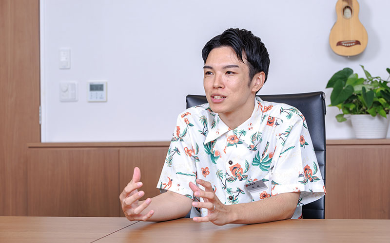 新城 航太氏