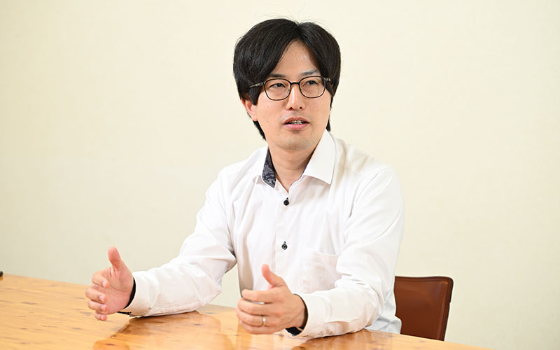 志塚 俊樹氏